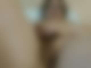 Lola4u's Live Sex Cam Show