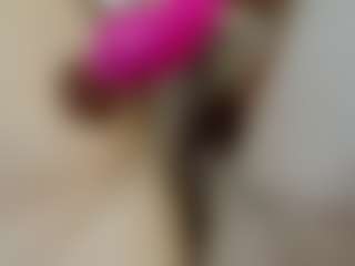 Lola4u's Live Sex Cam Show