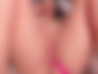 Live cam show with AlejaCute - Delicious on Fapmatic.com