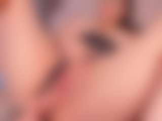 Live cam show with AlejaCute - Delicious on madthumbs