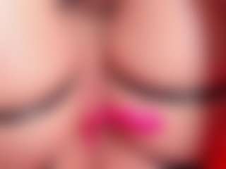 Live cam show with AlejaCute - Hairy Pussy on Milf Play