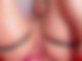 Live cam show with AlejaCute - Body Massage on sexylivex.com