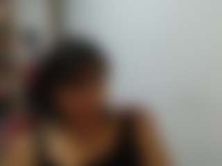 Live cam show with golden1temptation - Drinking on nudelive.tv