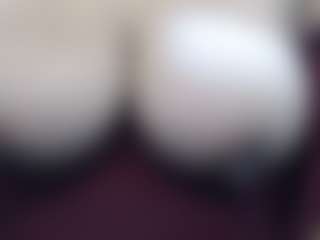 Live cam show with golden1temptation - Ass Clapping on PervPlay.com