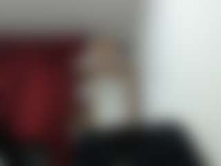 Live cam show with golden1temptation - Amateur on intimatelivegirls.com