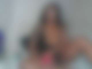 Live cam show with Carmen Savage - Shaved Pussy Mature on sexylivex.com