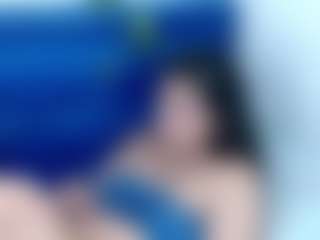 cherry-lov3's Live Sex Cam Show