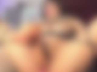 Live cam show with Rapunzelll - Yoga MILF on xDating