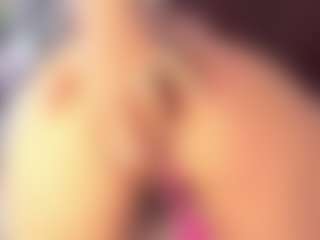 Rapunzelll's Live Sex Cam Show