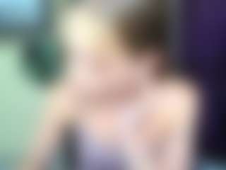 EmillyPlay's Live Sex Cam Show