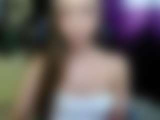 EmillyPlay's Live Sex Cam Show