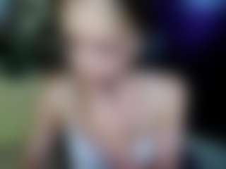 EmillyPlay's Live Sex Cam Show