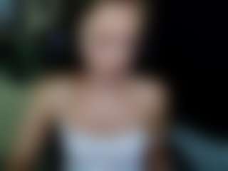 EmillyPlay's Live Sex Cam Show