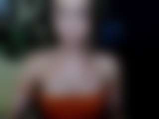 Live cam show with EmillyPlay - Domination on madthumbs