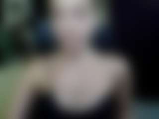 EmillyPlay's Live Sex Cam Show