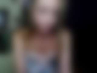 EmillyPlay's Live Sex Cam Show