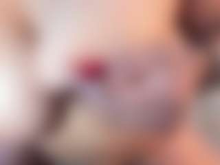 thaylanaa's Live Sex Cam Show