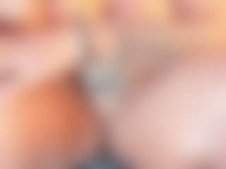 thaylanaa MILF webcam performer live streaming
