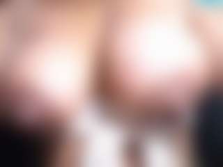 Ebony-olsson's Live Sex Cam Show