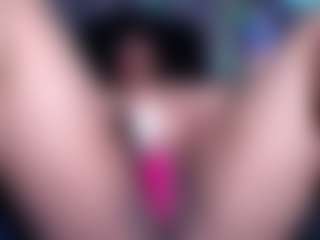 Live cam show with Ebony-olsson - Smoking on Camsoda