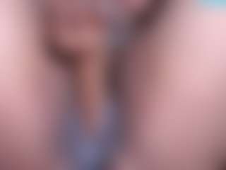 Ebony-olsson's Live Sex Cam Show