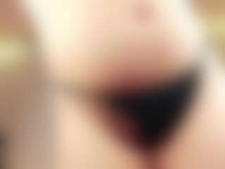Live cam show with NitzziRouse - Thin on SxyPornLive