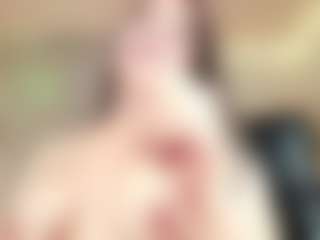 Live cam show with NitzziRouse - Teen (18+) on CamwithHer