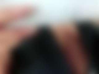 Live cam show with NitzziRouse - Smoking on Gym Cam Girls