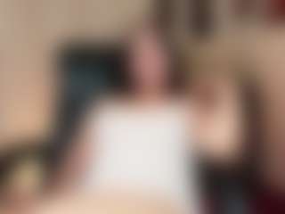 Live cam show with NitzziRouse - Nipple Piercings on crypto-cams