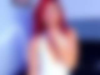 Live cam show with miia-02 - Skinny on googirlz