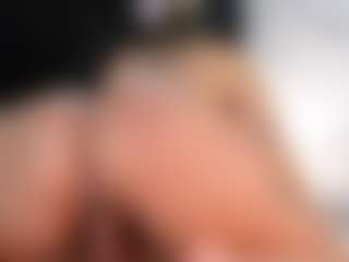 Annyy-Rosse's Live Sex Cam Show
