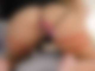 Annyy-Rosse's Live Sex Cam Show