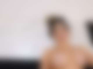 Live cam show with Annyy-Rosse - Thong on justonemore.cc