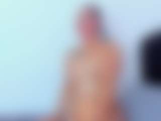 Live cam show with EmmaRogers - Public on Camming Site | colombia