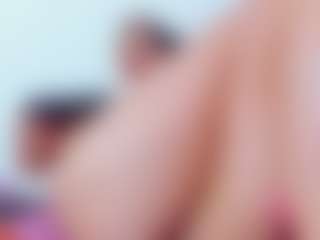 EmmaRogers's Live Sex Cam Show