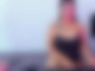 EmmaRogers's Live Sex Cam Show