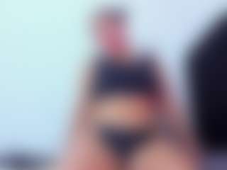 EmmaRogers's Live Sex Cam Show