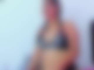 Live cam show with EmmaRogers - Asian Public on Camiplay Live