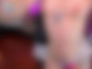 Live cam show with melisa-ross - Bikini on live18s.com