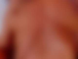Live cam show with AmedeeaBanks - Orgasm on Chatstar