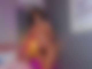AmedeeaBanks's Live Sex Cam Show