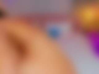 AmedeeaBanks's Live Sex Cam Show