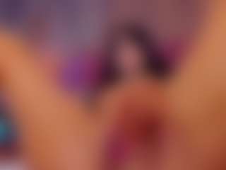 AmedeeaBanks's Live Sex Cam Show