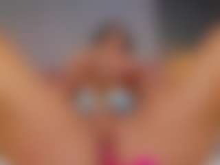 AmedeeaBanks's Live Sex Cam Show