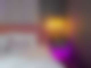AmedeeaBanks's Live Sex Cam Show