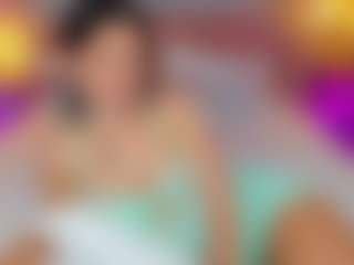 Live cam show with AmedeeaBanks - Shaved Pussy on StripNow