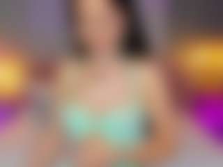 Live cam show with AmedeeaBanks - Shaved Pussy Teen (18+) on StripNow