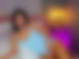 AmedeeaBanks's Live Sex Cam Show