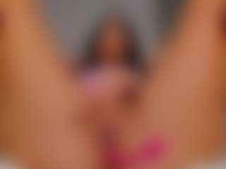 AmedeeaBanks's Live Sex Cam Show