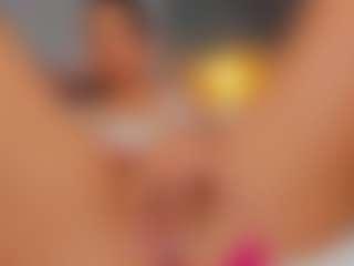 AmedeeaBanks's Live Sex Cam Show